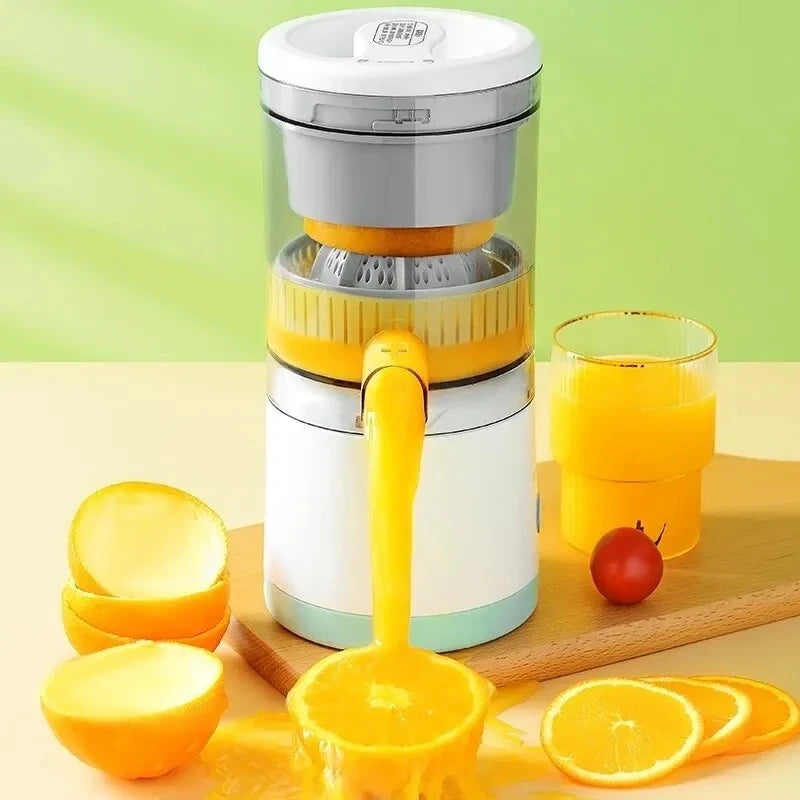 Portable Small Electric Juicer Stainless Steel Blade Cup Orange Lemon Juicer Fruit Automatic Juicer Mini Squeeze Blender